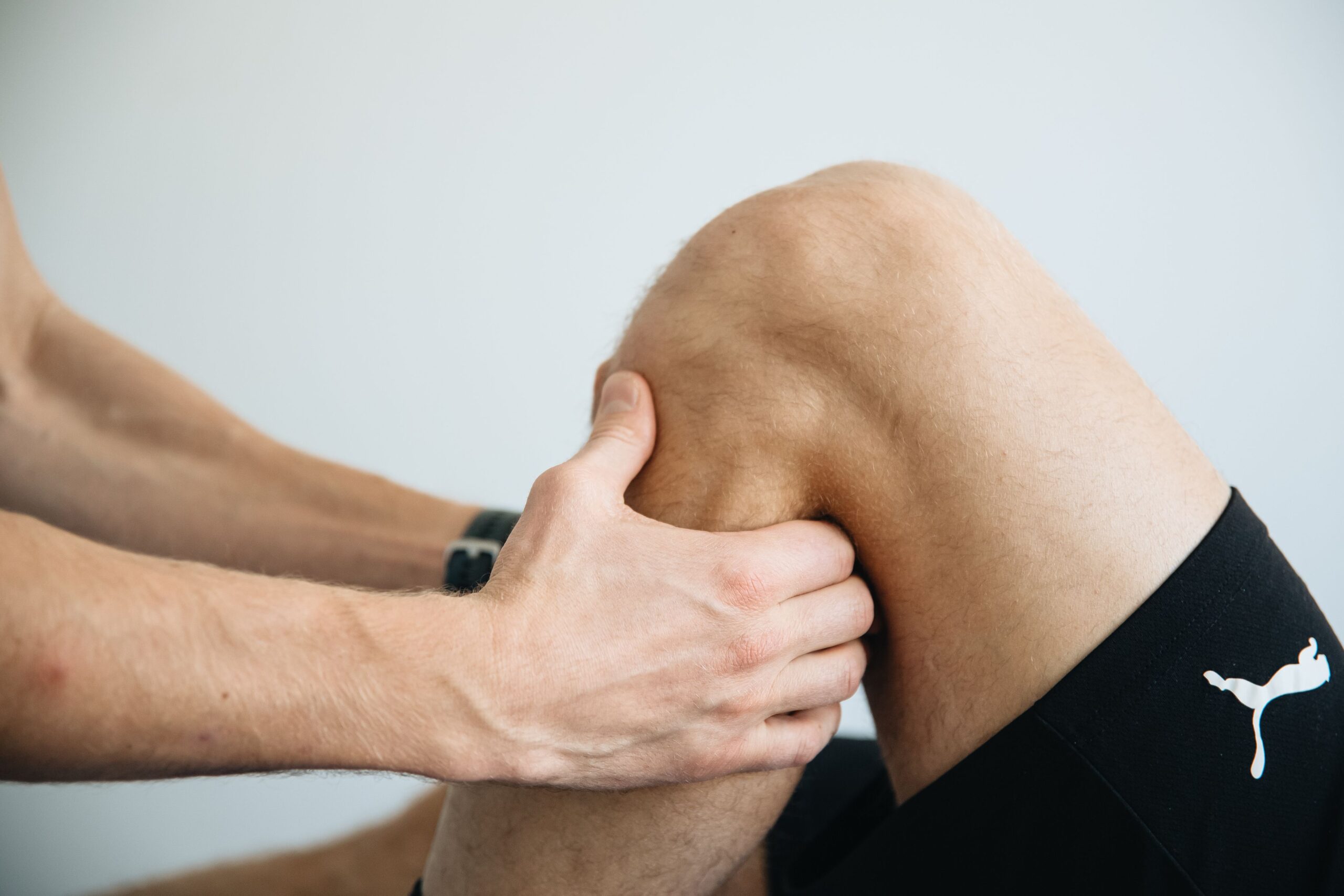 Clinical assessment of anterior knee pain at Flow Clinic